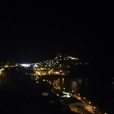 شقة Belvedere كاستيلساردو